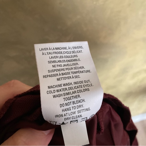 Reitmans Button Front Cropped Wide Leg Pants - Picture 7 of 7